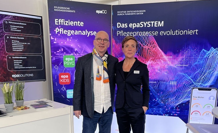 Dr. Dirk Hunstein und Birgit Sippel, epaCC Wiesbaden auf der DMEA Messe in Berlin